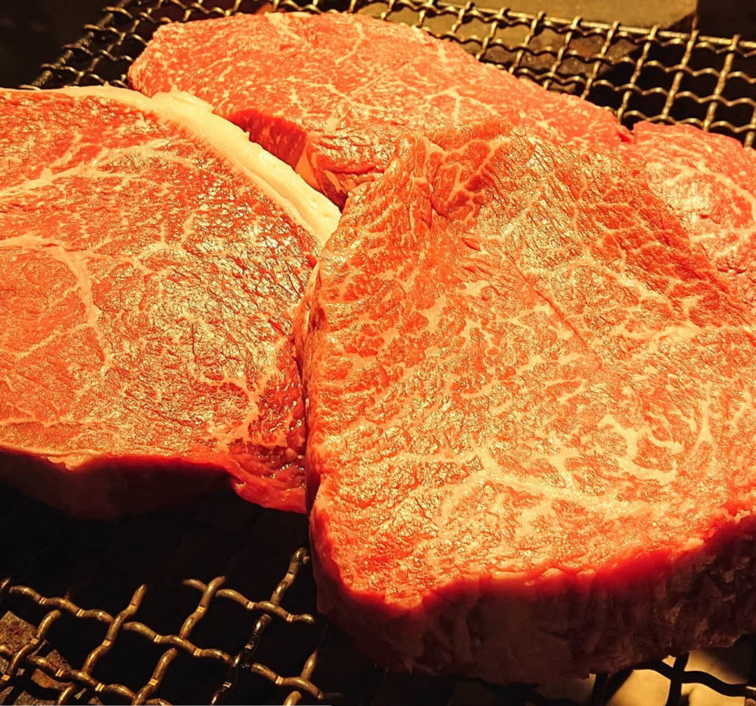 肉山富山の赤身肉