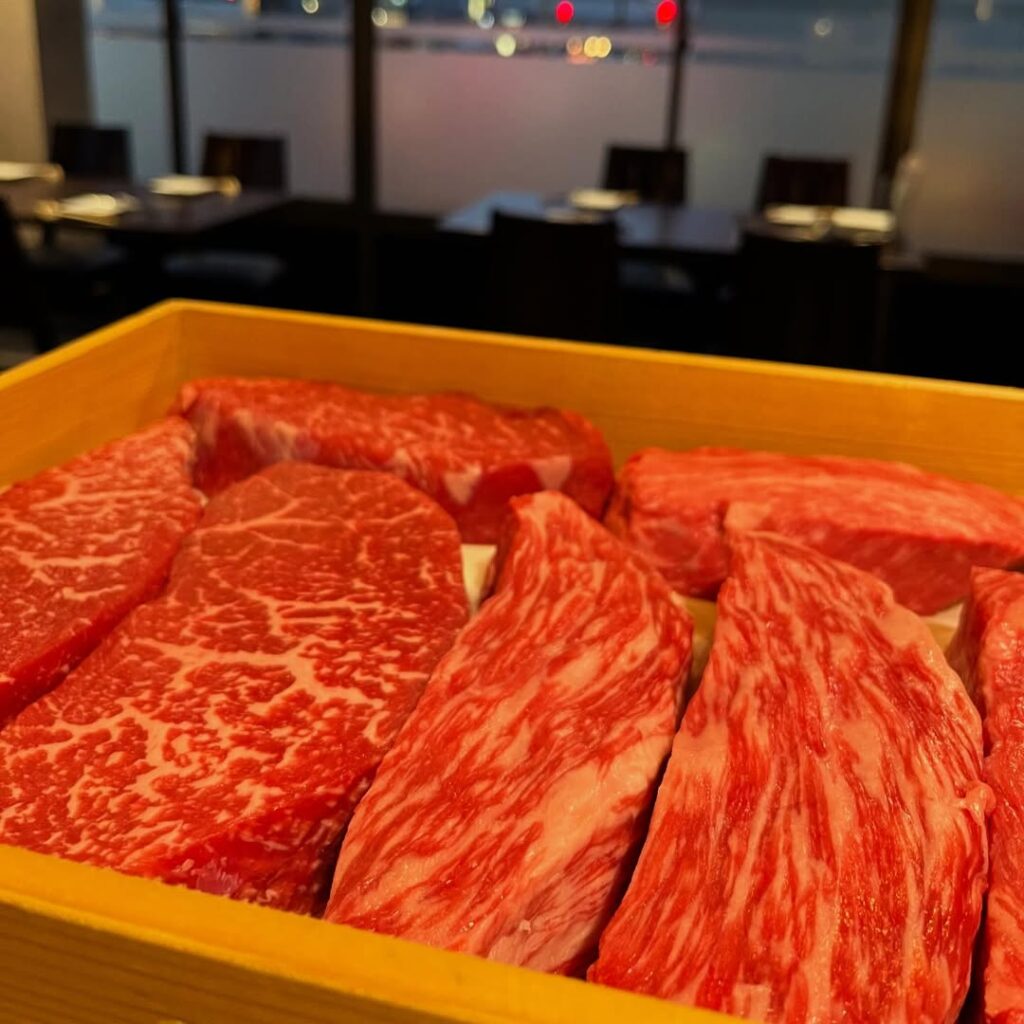 肉山富山の赤身肉