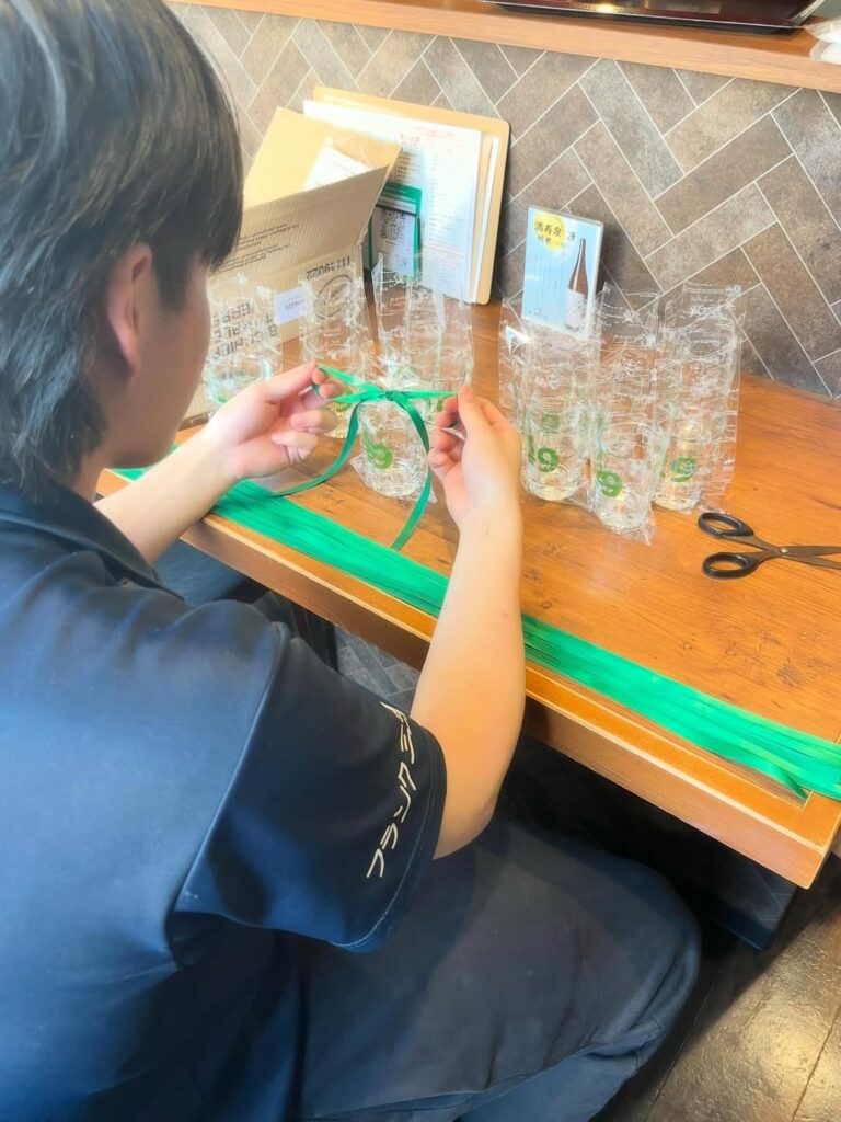 肉山富山のグラス