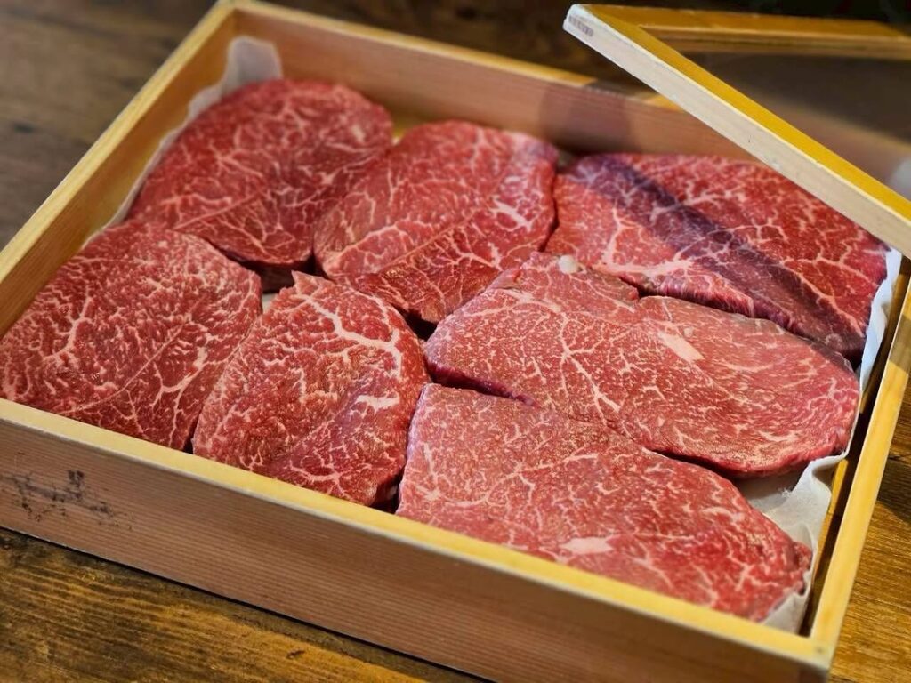 肉山富山の赤身肉